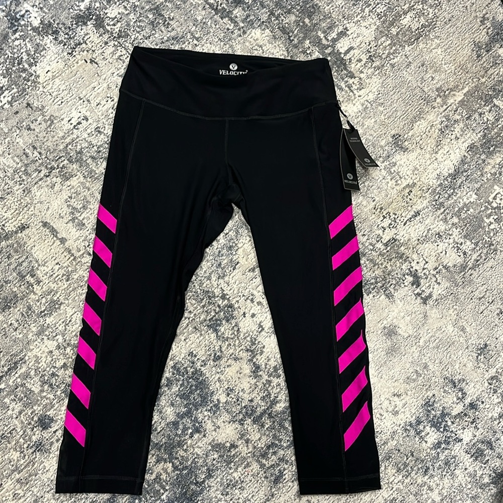 Velocity Capri Workout Pants